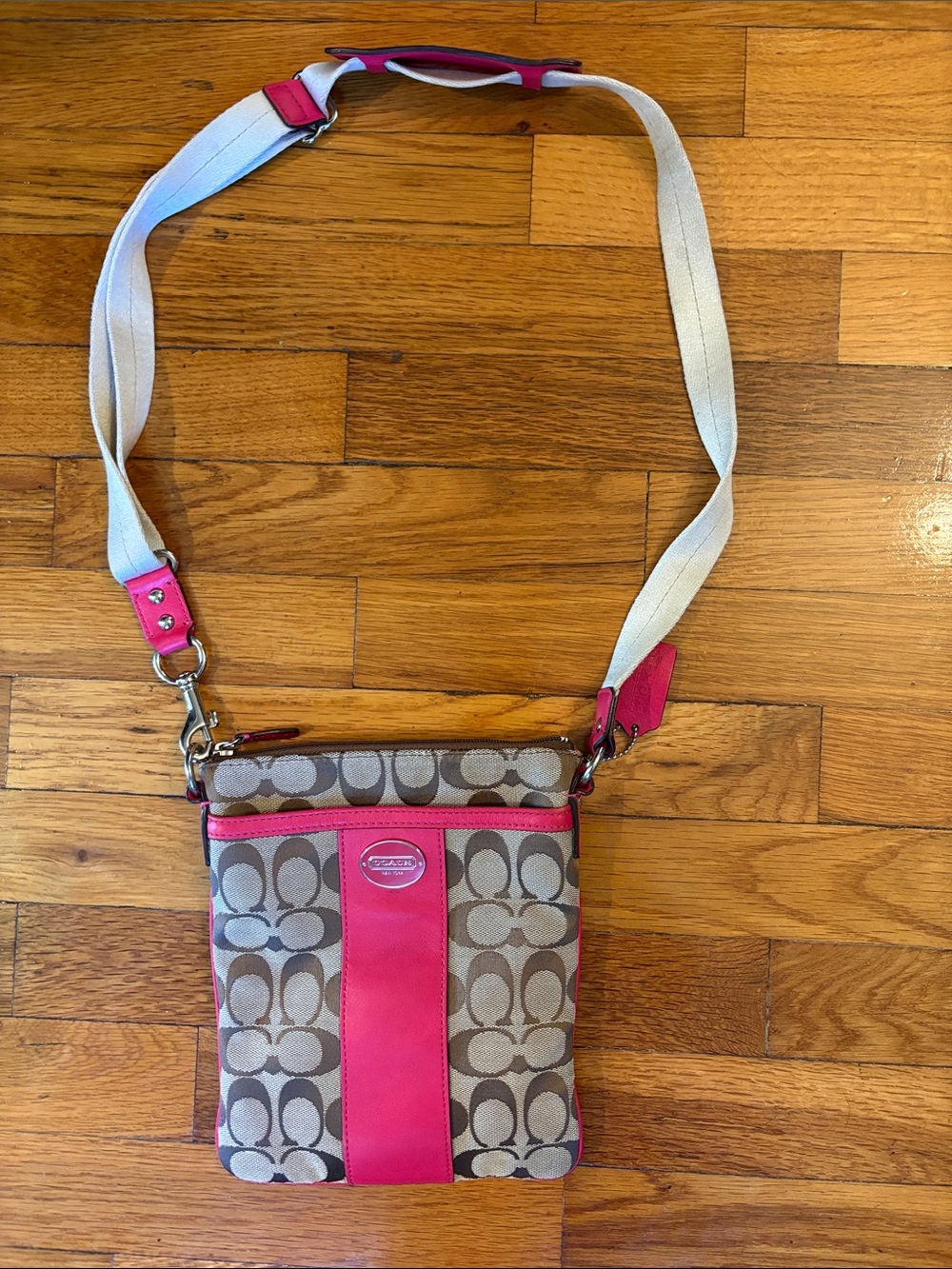 Coach Crossbody Bag in Pink and Tan Signature Canvas - GUC